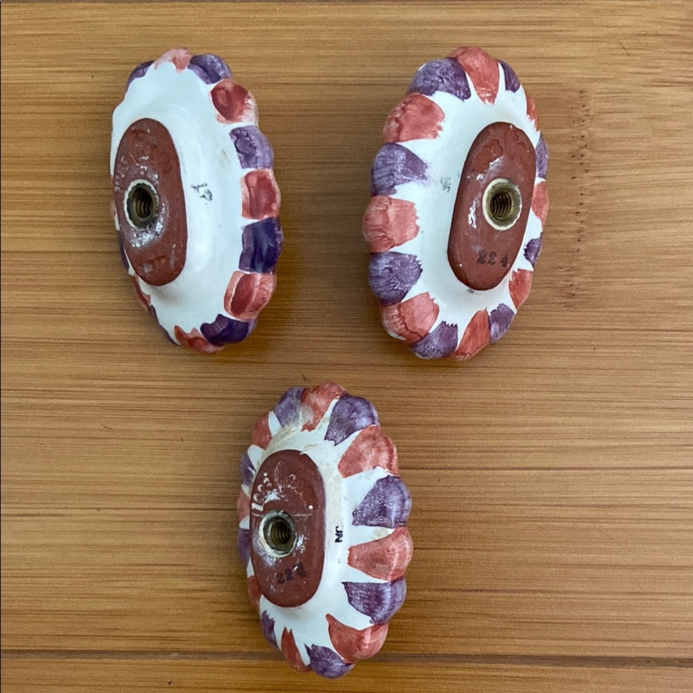 MacKenzie-Childs Ceramic Knobs Set Of 3 Floral Green Purple Orange Vintage - Picture 5 of 17